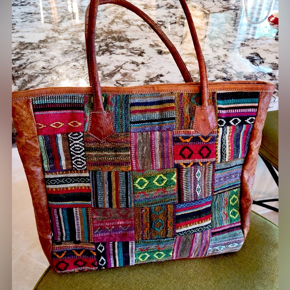 Vintage Addiction  Shoulder Bag